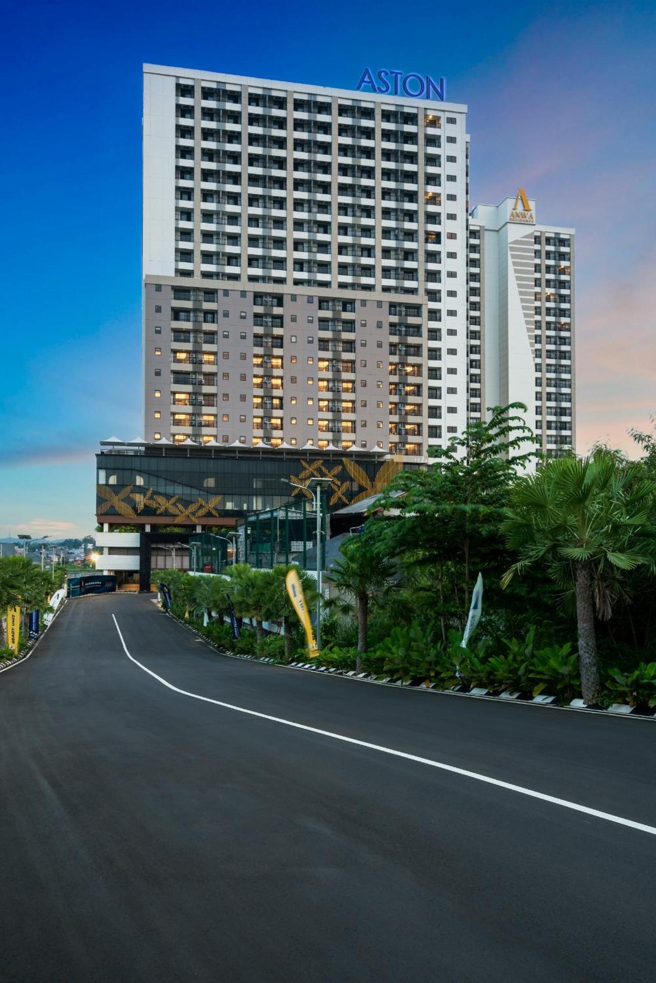 Aston Bintaro Hotel & Conference Center Kampungutan Bagian luar foto